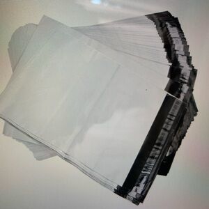 LARGE 100 Poly Mailers Size 15.5x12 Waterproof self sealing. Larger than others.